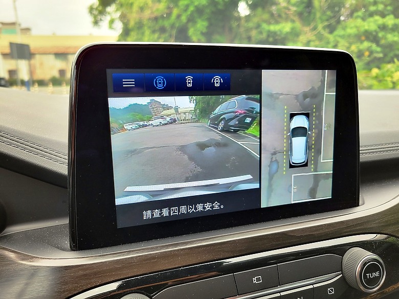 <<親子童趣>> FORD KUGA Vignale 試駕體驗心得 <<駕馭樂趣>>