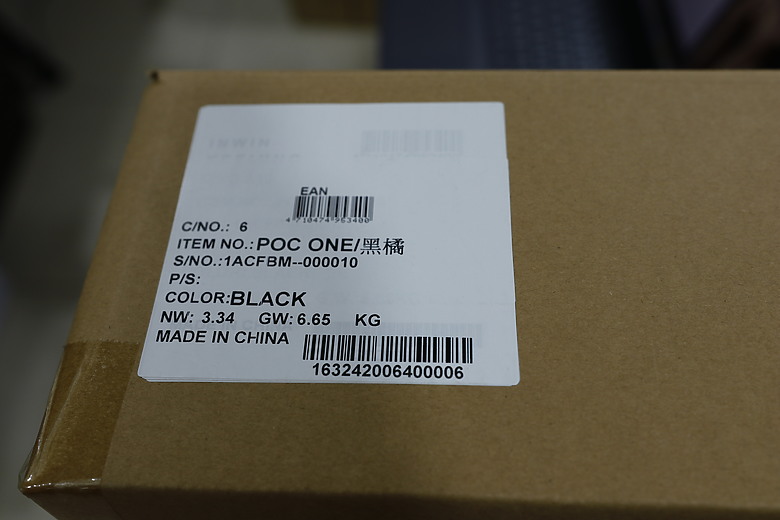 【攤平式節省包材】InWin POC One. 全新概念設計 ITX 迷你主機殼