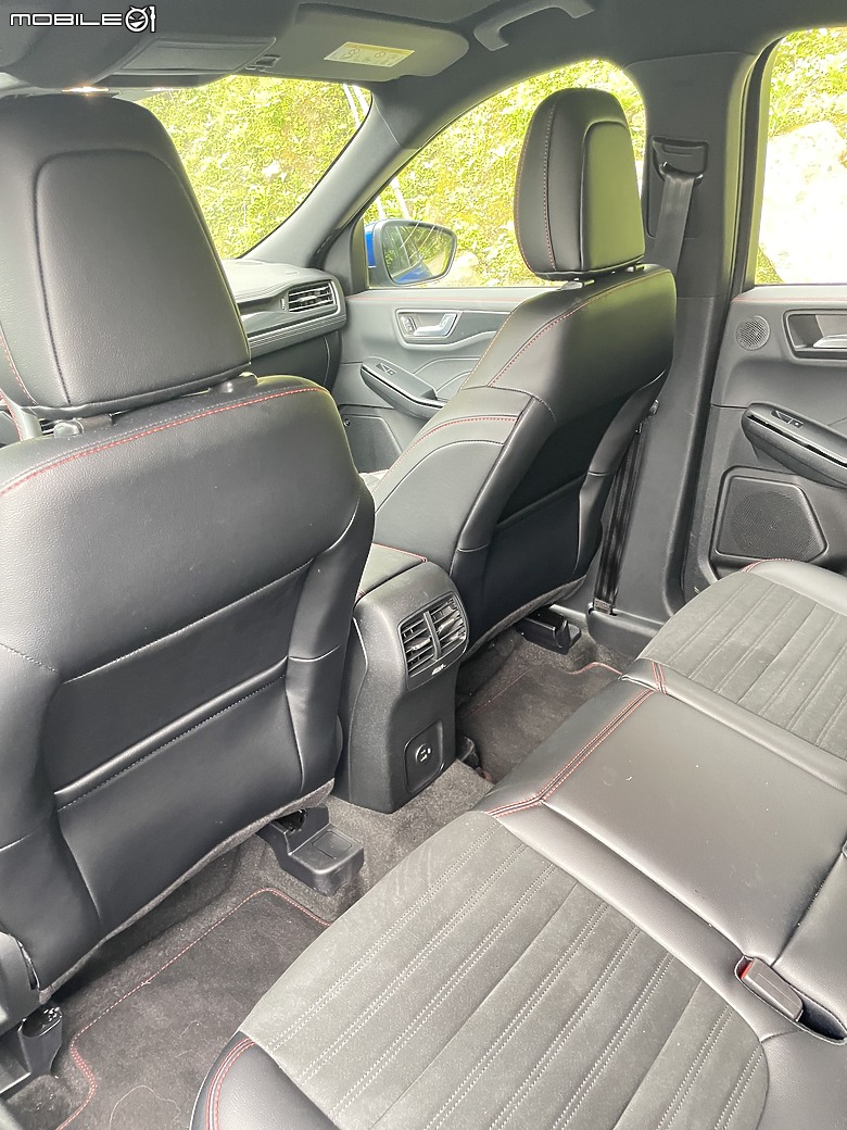 Ford Kuga EcoBoost 180 ST-Line Sport Mix Camping