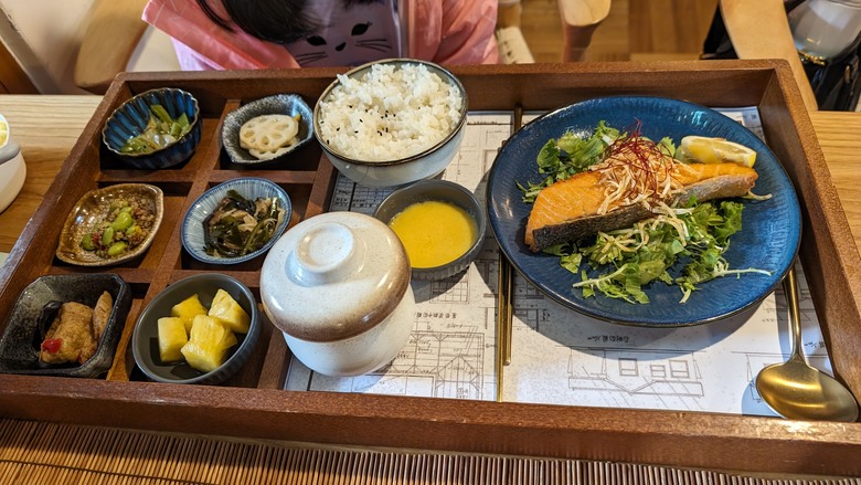 提前安排的母親節午餐 + 淡水河畔一日遊 - 時光樹影-Memory 河岸景觀餐廳 / 淡水紅毛城快閃