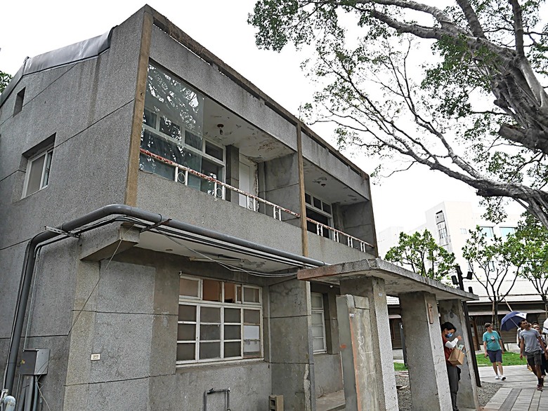 國家漫畫博物館籌備處【臺中刑務所演武場、典獄官舍、浴場、官舍群】 — 2024清明連假之臺中市區內一方綠意與懷舊日式宿舍散策