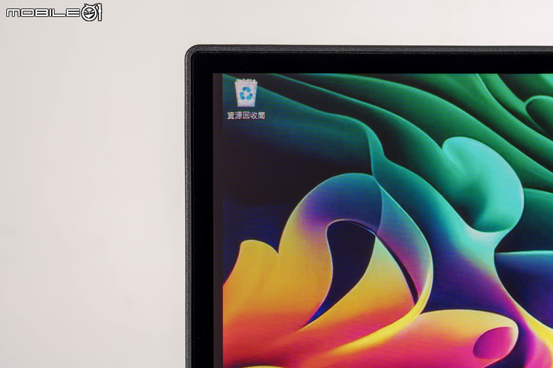 微星 MPG 491CQP QD-OLED 螢幕開箱實測 以超寬曲面搭配豔麗色彩帶來更沉浸遊戲感受