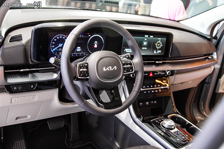 【國內新訊】Kia 桃園 3S 展示中心正式開幕；Carnival Space Edition 204.9 萬元限量百台上市！