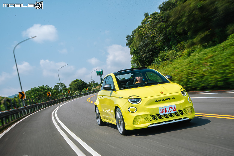 Abarth 500e Scorpionissima敞篷版國內首試|就是要與眾不同,壞起來卻更可愛!