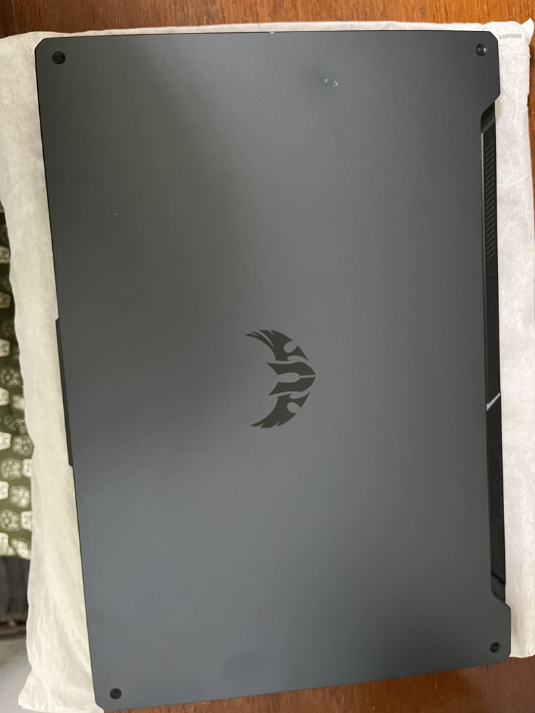 請問各位大大使用三年的Asus FA706IU還能賣多少呀？