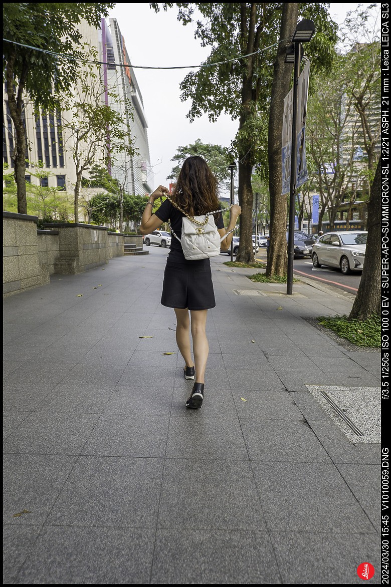 【開箱】Leica SL3 10607，新增 【SL3 韌體更新 V1.1.9 修正檔案意外覆寫錯誤】