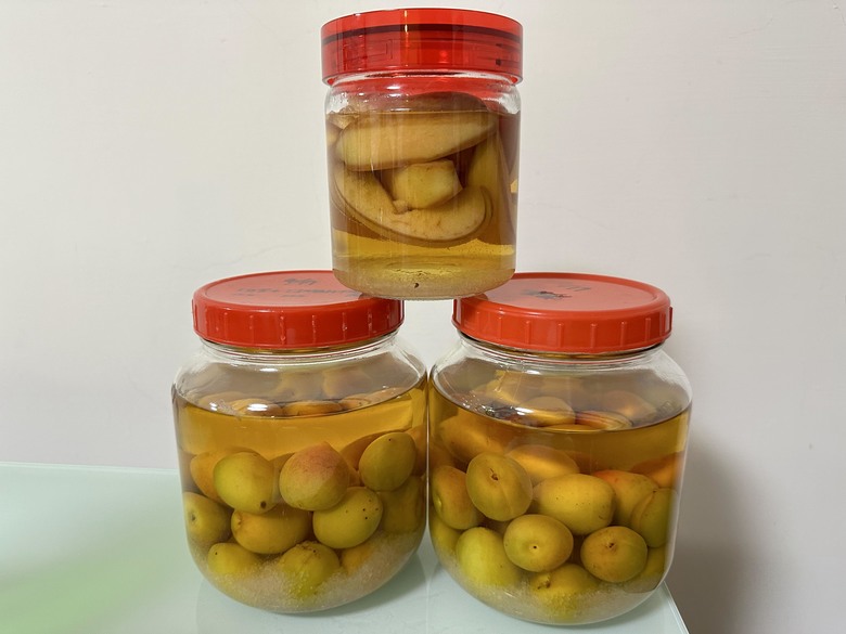 簡單自製威士忌蘋果酒&梅酒,比例大公開