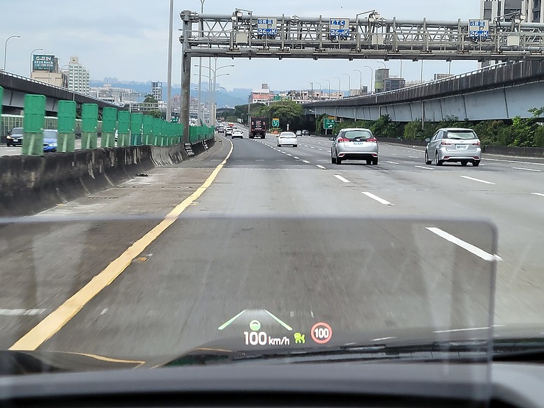 <<親子童趣>> FORD KUGA Vignale 試駕體驗心得 <<駕馭樂趣>>