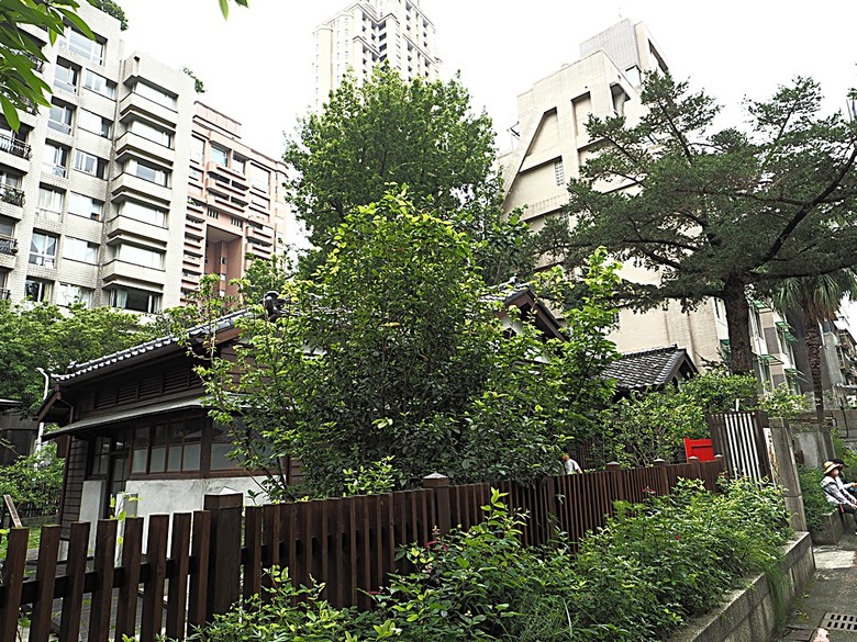 0km山物所、林業保育署保育小站【總督府山林課宿舍】|榕錦時光生活園區【原臺北刑務所官舍】 — 臺北城外日式宿舍建築逛到飽