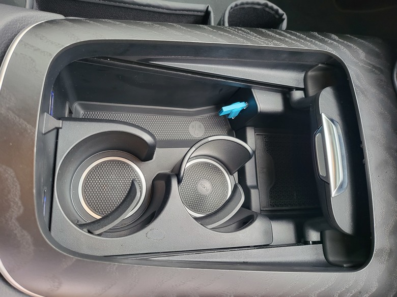 BENZ E300 AMG版(W214)實駕2個月心得分享