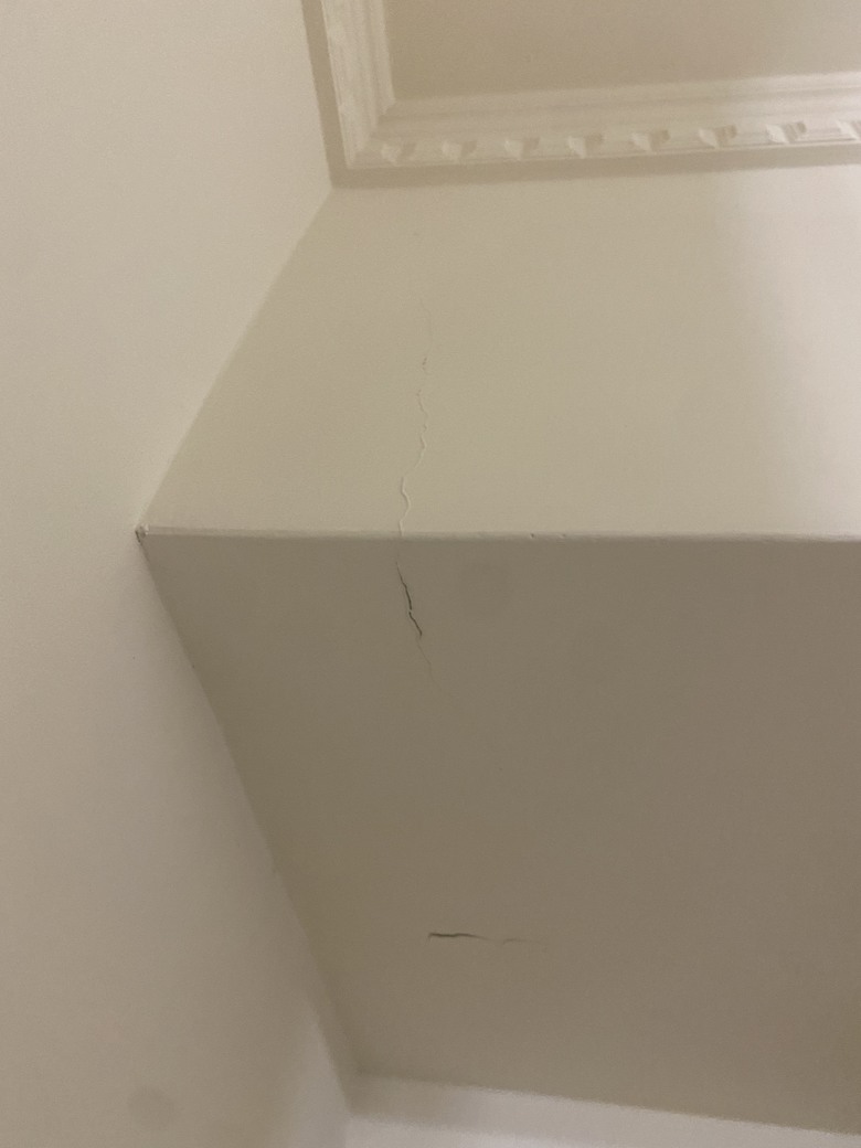 地震後，33年的房子出現裂紋，這樣是否有危險？