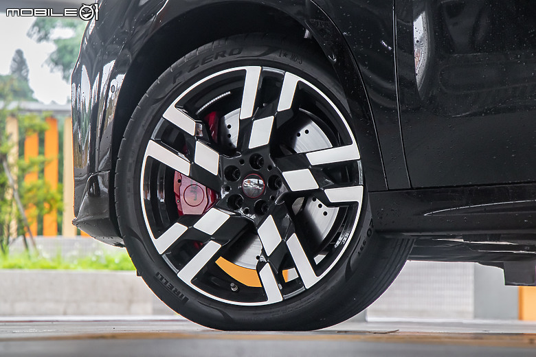 MINI JCW Countryman All4 試駕｜讓成家立業的你永遠不失玩心！