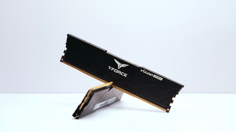 點我看大圖 主打的就是便宜有好貨?T-Force Vulcan DDR5–6000 32GB 2x16GB CL38 黑