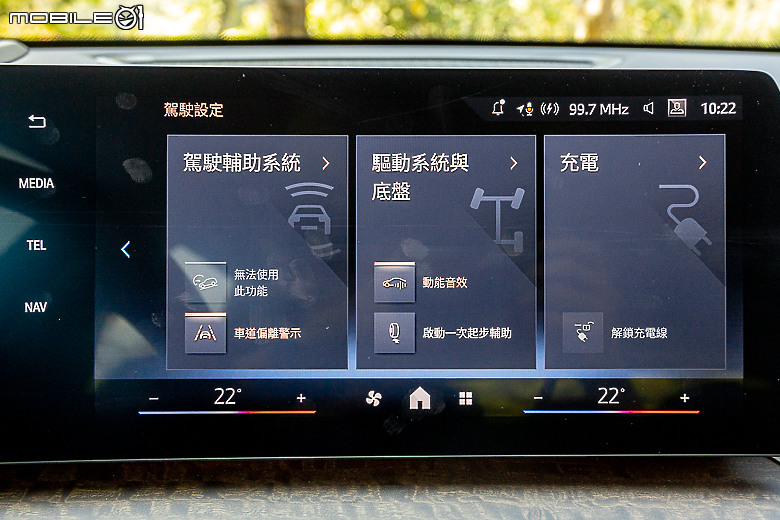 BMW iX1 xDrive30 xLine 試駕｜讓人感覺直上純電也值得的車系販售主力！