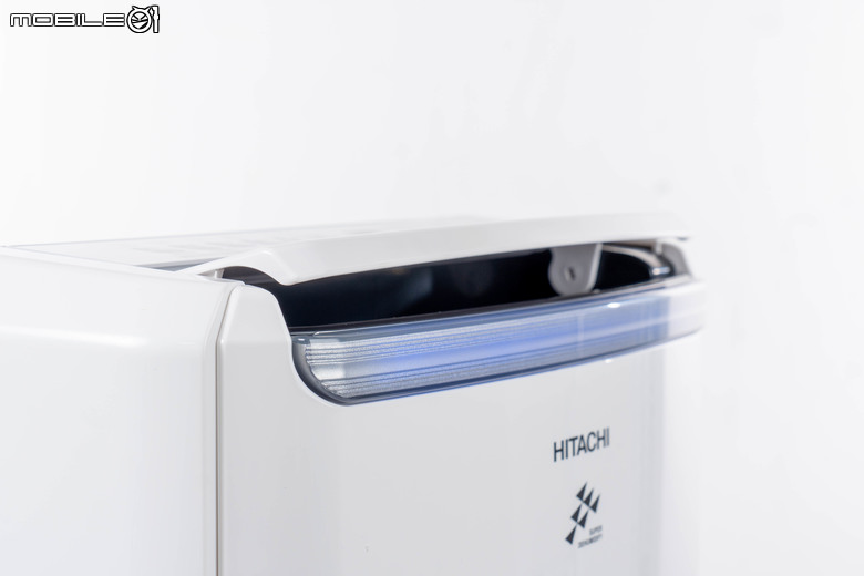 日立 RD-22FJ 除濕機開箱實測 不僅具備 11 公升日除濕力 還有更多隱藏高 CP 值設計