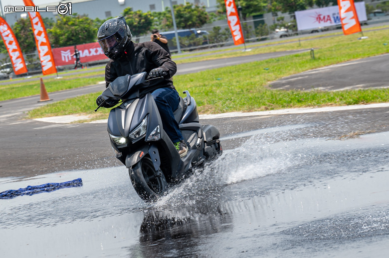 MAXXIS MA-WG II水行俠二代試胎｜晴天雨天都安心！全方位的六邊形戰士！