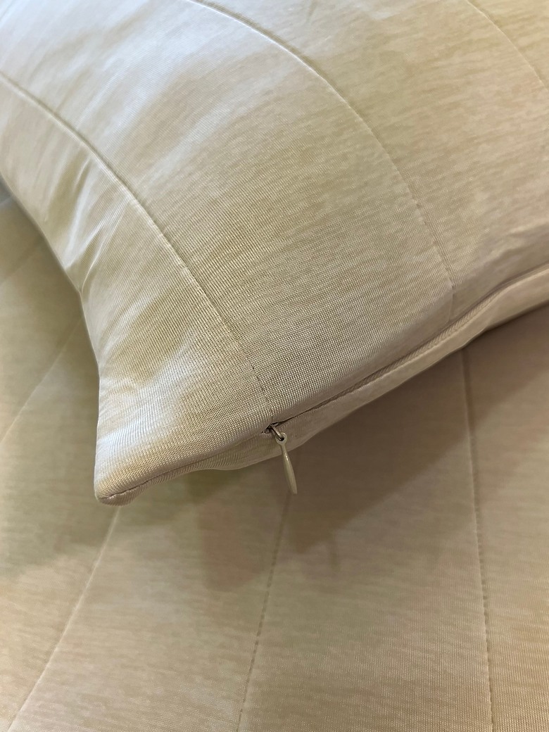 [分享]淡奶茶色臥室佈置開箱