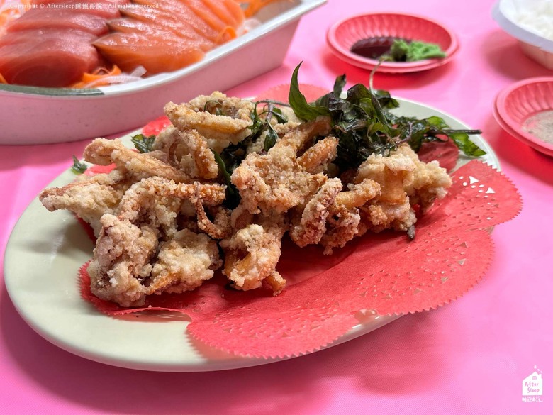 點我看大圖 屏東恆春|紅柴坑愛玉海產店_看完海龜到港邊吃新鮮海鮮