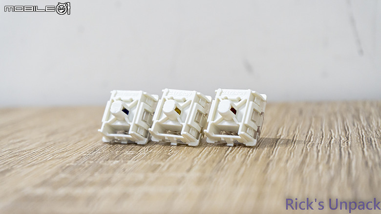 【開箱】NZXT邁向競技之路 | NZXT LIFT 2 ERGO WHITE & NZXT FUNCTION 2 WHITE