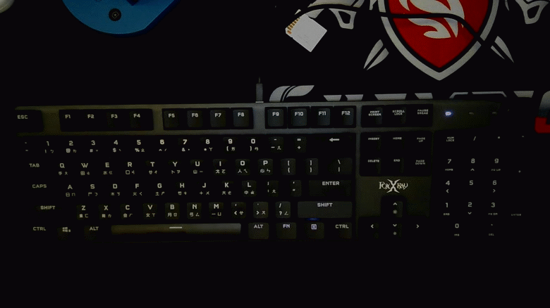 開箱｜【FOXXRAY 狐鐳】FXR-HKM-86L 全尺寸矮紅軸靜音機械鍵盤 - 更短擊打體驗，外加可以軟體設定巨集、快速鍵及信仰燈！
