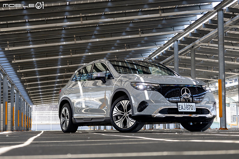 Mercedes-Benz EQE 300 SUV 試駕｜新動力降低入手門檻，入主純電三芒星休旅更輕鬆！