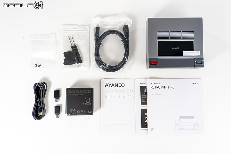 AYANEO Retro Mini PC AM02 體驗|復刻經典、翻玩創新的迷你 PC!