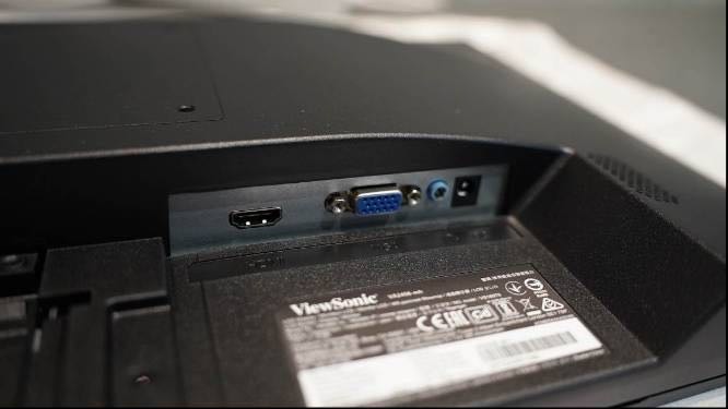開箱分享不到3000元的ViewSonic 24吋薄邊螢幕值得買嗎?