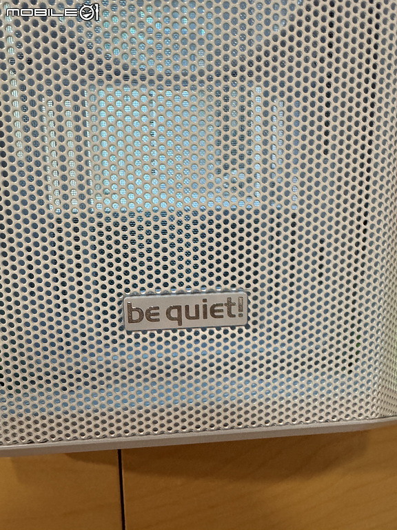 寬敞大空間高質感兼具靜音 be quiet! DARK BASE 701 白色版