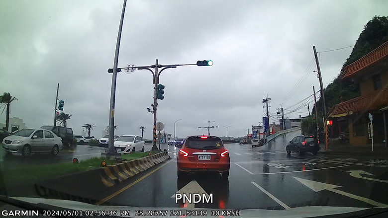 開箱_Garmin 母親節優惠Dash Cam 46 行車紀錄器