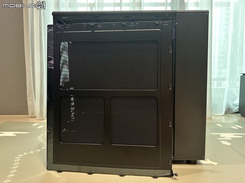不只是放大!Fractal Design North XL 機殼
