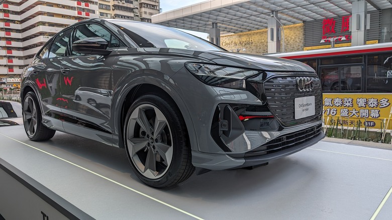 信義區一日充電之旅 - Gogoro Pulse快閃 / Audi Q4 e-tron 初見 / 君悅雲錦中餐廳馬爹利飛凡饗宴