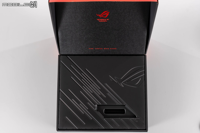 ROG BTF 背插主機板／顯示卡／機殼組合實裝體驗 打造頂級視覺效果的不二之選