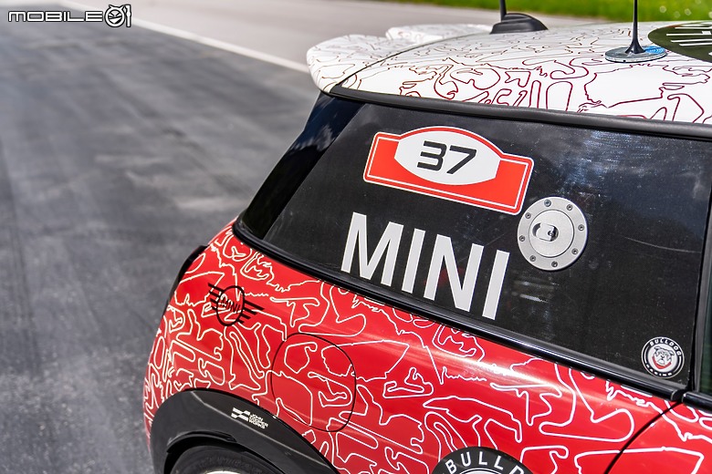 【海外新訊】大改款MINI Cooper JCW將參加紐柏林24小時耐力賽，新車預計秋季登場！