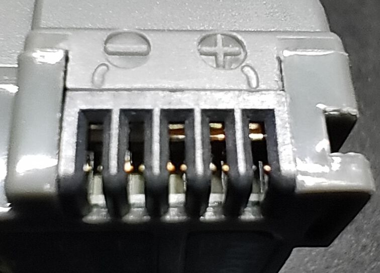 副廠電池與高仿電池會傷主機嗎?