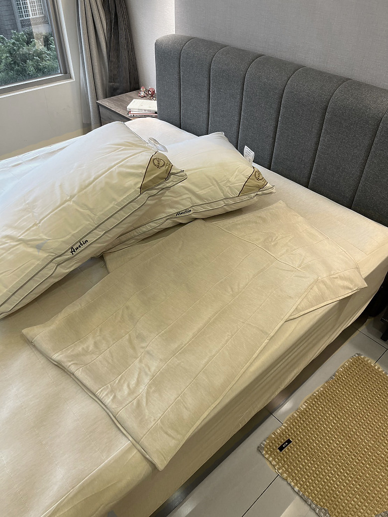 [分享]淡奶茶色臥室佈置開箱