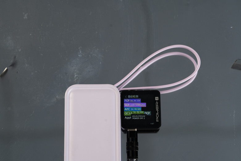 【開箱測試】LAPO WT-06C 二合一充電器行動電源 對比idmix ch10