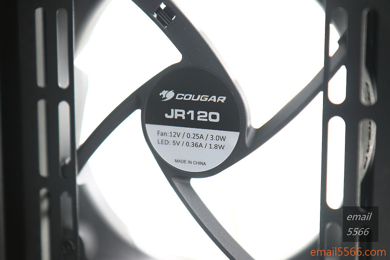 點我看大圖 COUGAR Uniface RGB中塔機殼 開箱-水冷支援/高效通風系統