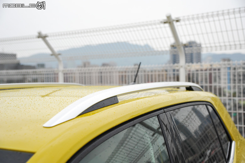 Volkswagen T-Cross 小改款試駕|質感與功能升級、都會區的亮眼焦點!