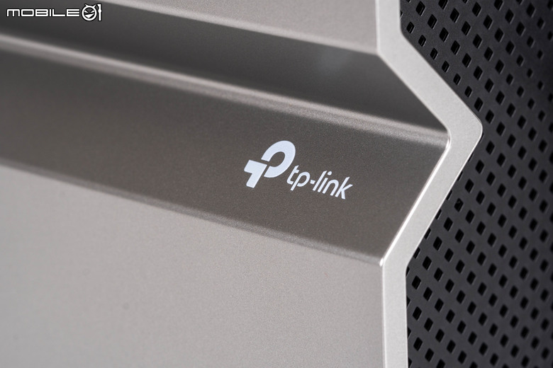 TP-Link Archer BE800 WiFi 7 路由器開箱實測 以 MLO 頻段聚合技術搭 6 GHz 頻段提供穩定高速傳輸