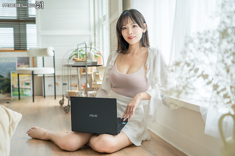 ASUS ExpertBook B5 (B5404) 測試報告|AI 加持的全方位商務能手!