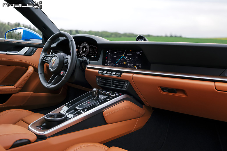 【992.2世代】Porsche正式發表911小改款,Carrera GTS導入全新T-Hybrid動力系統、國內建議售價704萬元起!