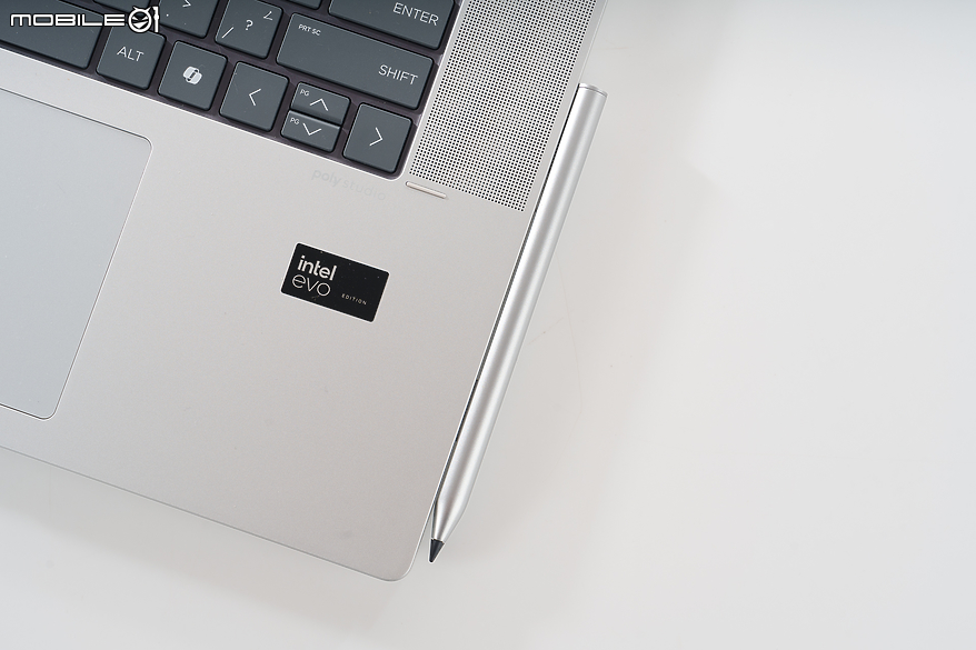 HP ENVY x360 16-ac0018TU 測試報告｜滿足行動與續航力的大尺寸二合一筆電