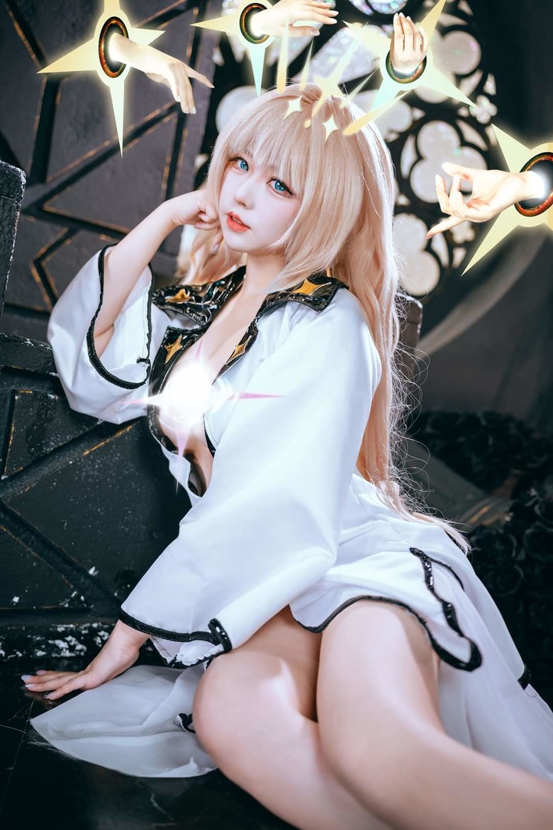 【勝利女神:妮姬】【COS分享】皇冠