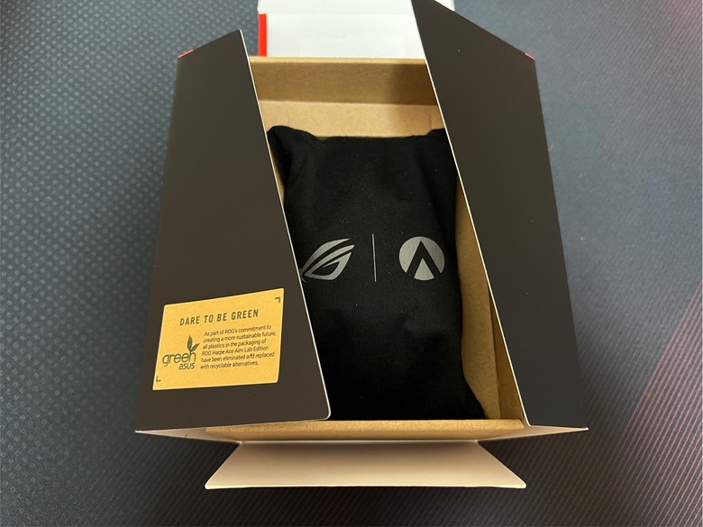 ［輕開箱］ROG Harpe Ace Aim Lab 聯名電競鼠