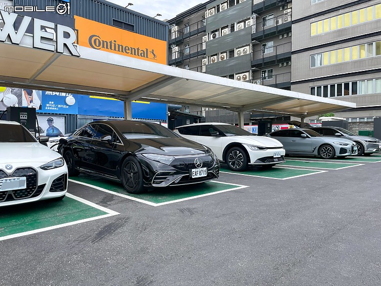 Mercedes-Benz EQS 450+ 試駕&電耗測試|AMG Line內外套件加持,變得更帥更體面!