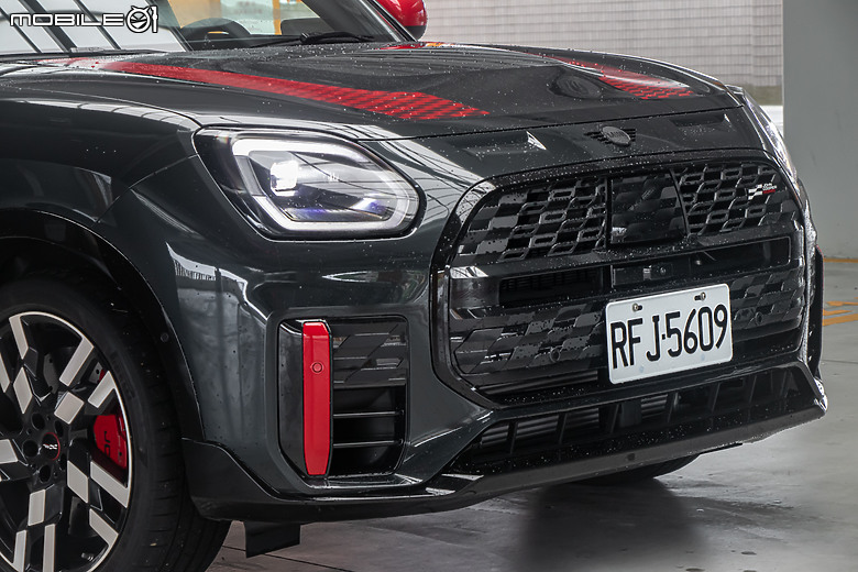 MINI JCW Countryman All4 試駕｜讓成家立業的你永遠不失玩心！