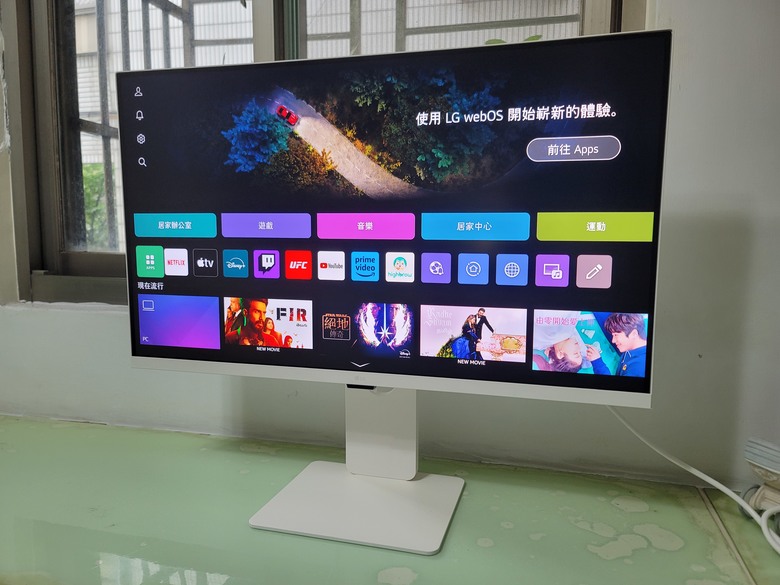 小房間視聽神器 LG 32SR83U智慧螢幕開箱