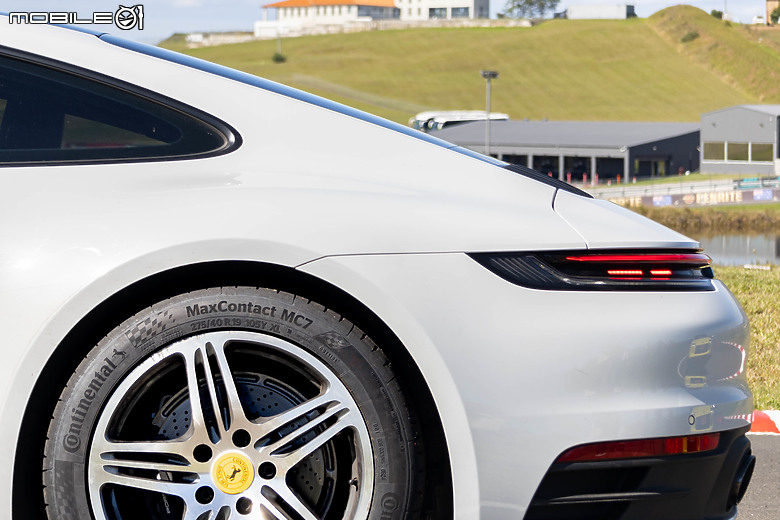 Continental MC7 澳洲試胎|專為亞太市場開發,日常通勤與操駕兼顧的運動化街胎!