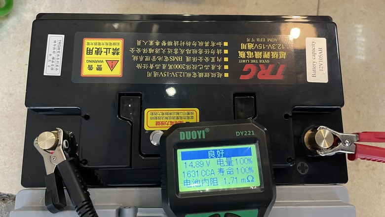 V90CC T6 Pro更換前後12V鋰鐵電池