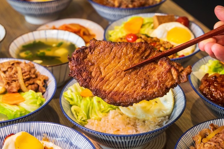 烏日人氣鐵板燒丼飯|小資族首選 高CP值招牌燒肉丼飯熱賣中